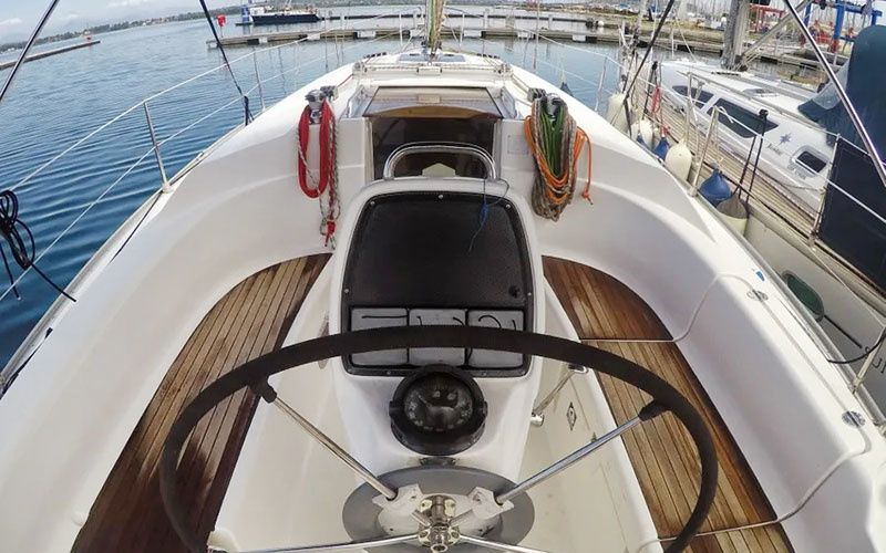 Bavaria Cruiser 33 | Sea Sail 1