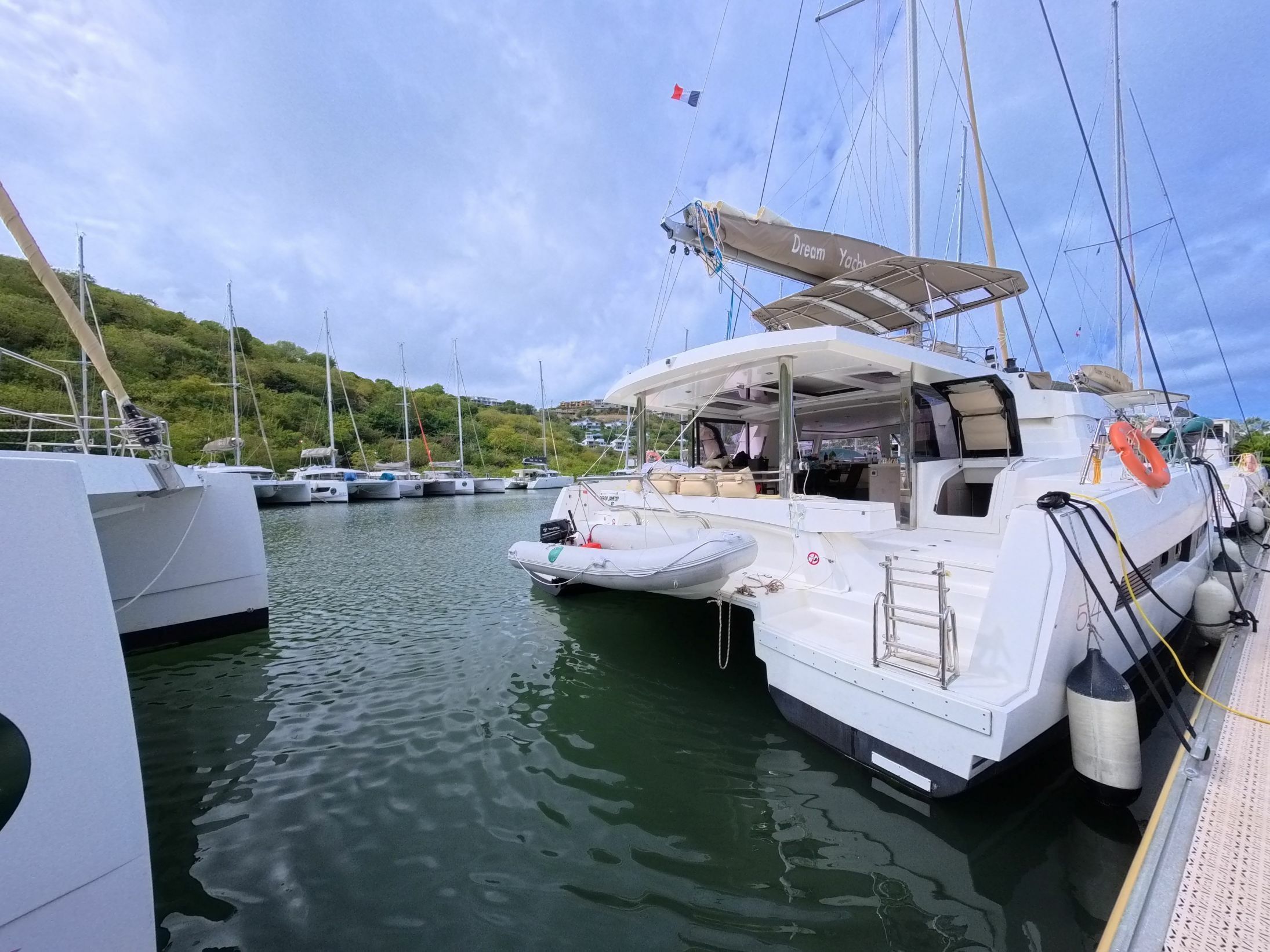 Bali 5.4 | Dream Jamesby