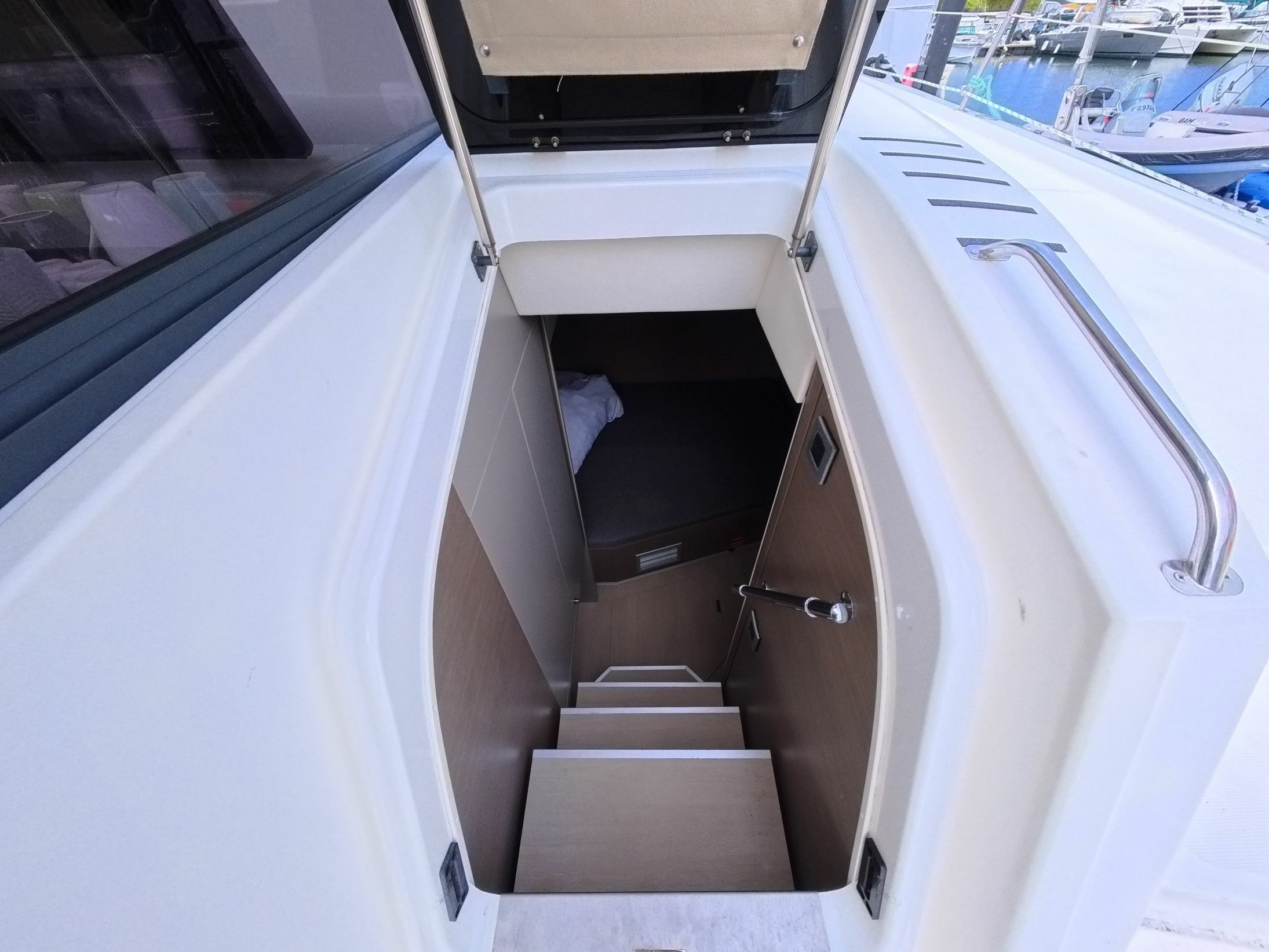 Bali 5.4 | Dream Jamesby