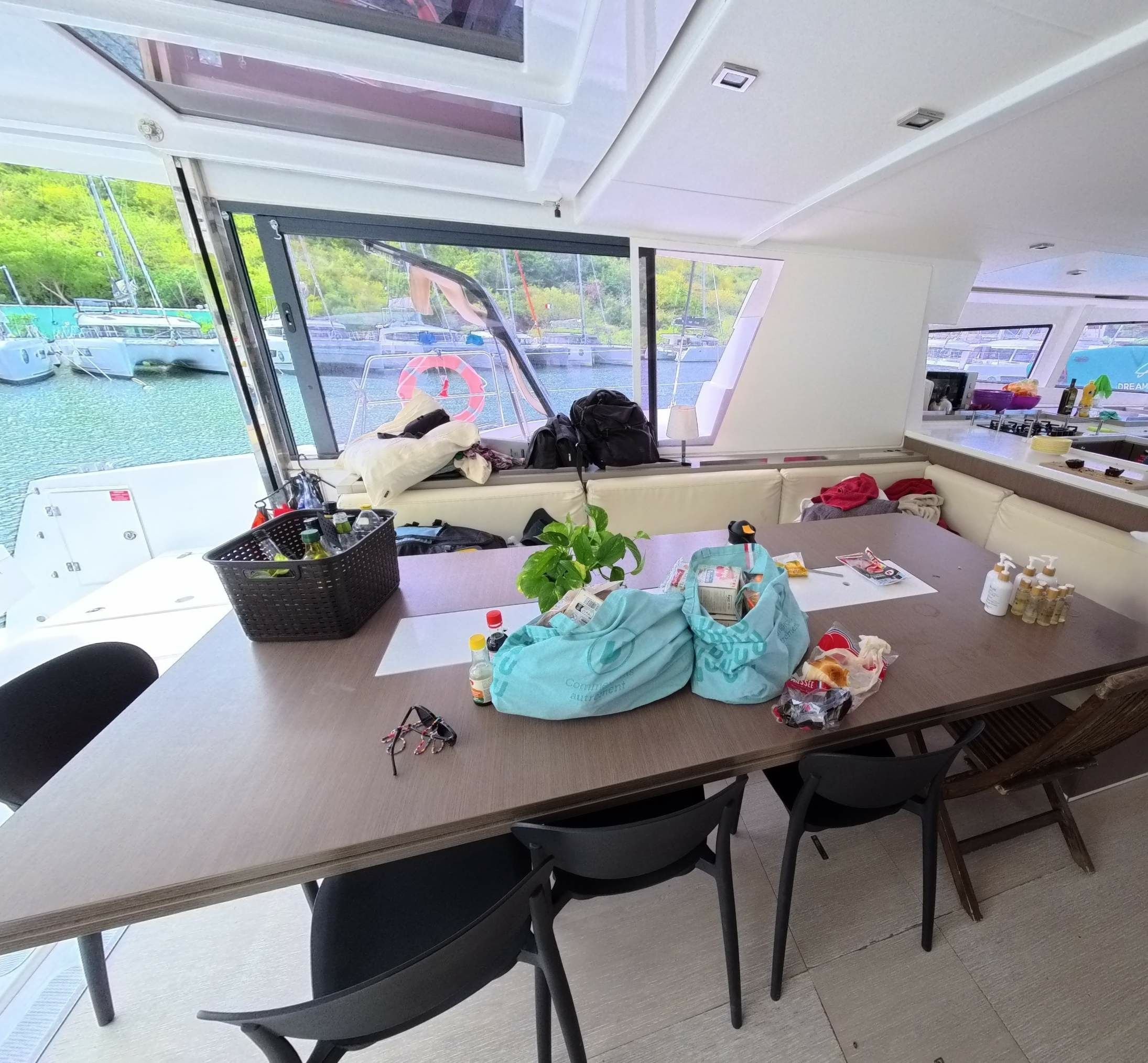 Bali 5.4 | Dream Jamesby