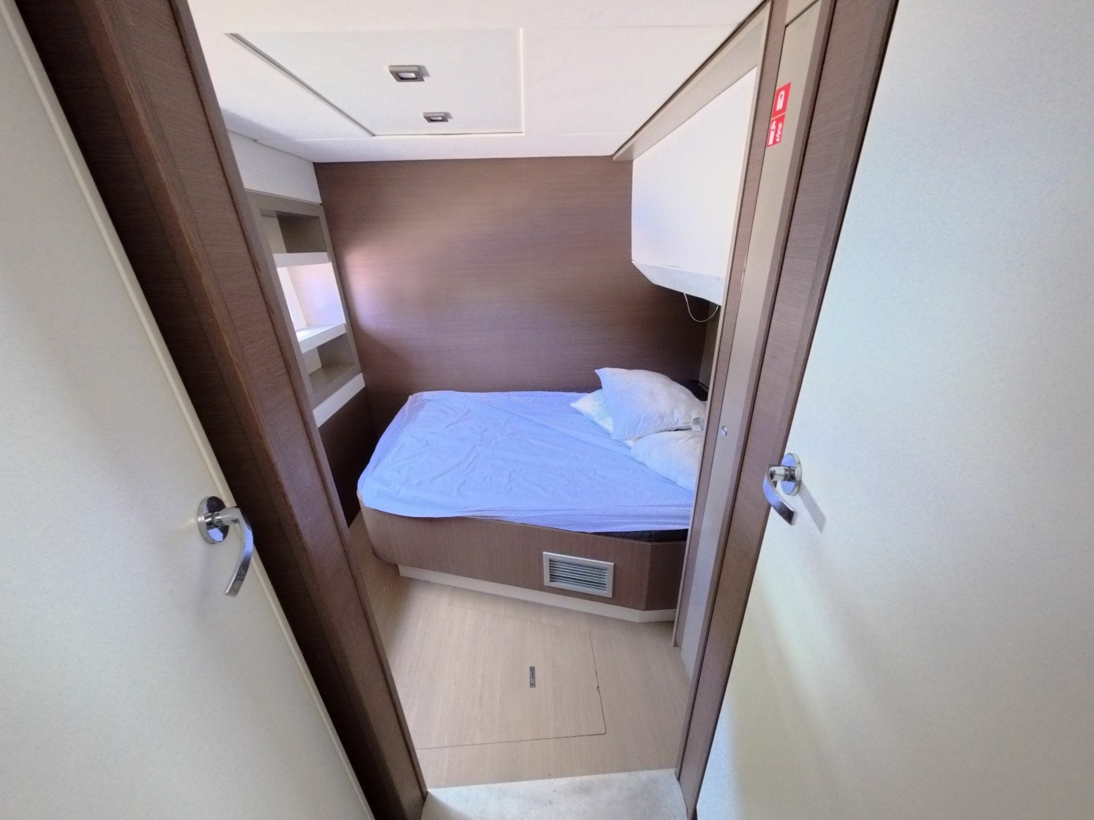 Bali 5.4 | Dream Jamesby