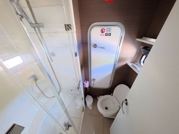 Bali 5.4 | Dream Jamesby