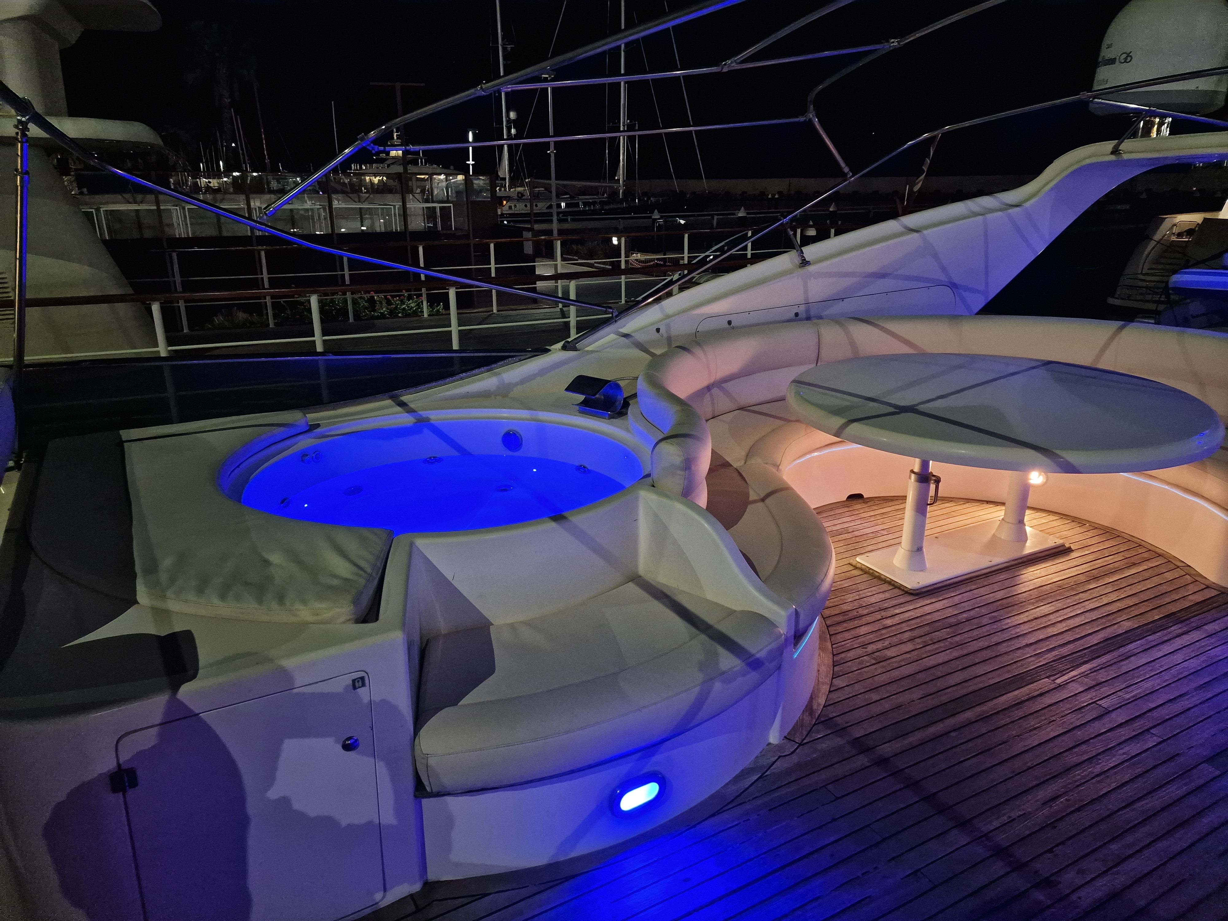 Astondoa 82 GLX | Blue Ocean