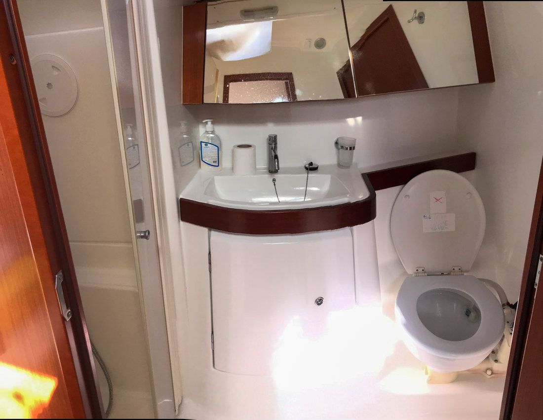 Beneteau Oceanis 43 | Rhapsody