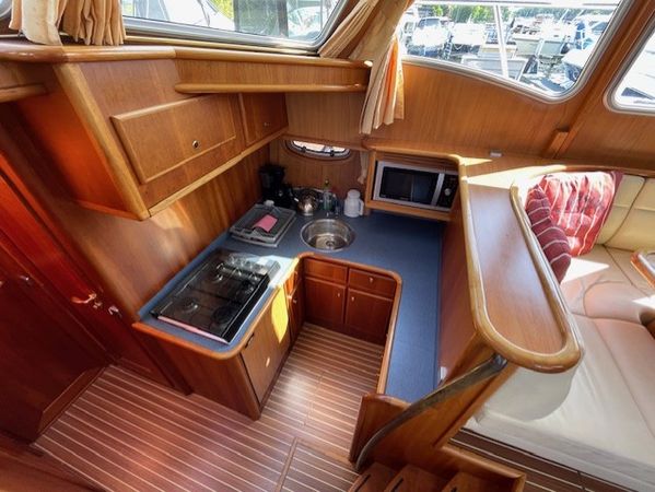 Babro Newline 42 | Anastasia