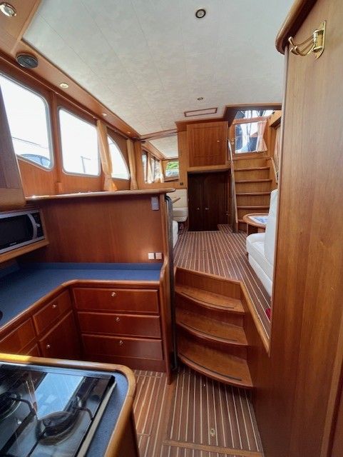 Babro Newline 42 | Anastasia