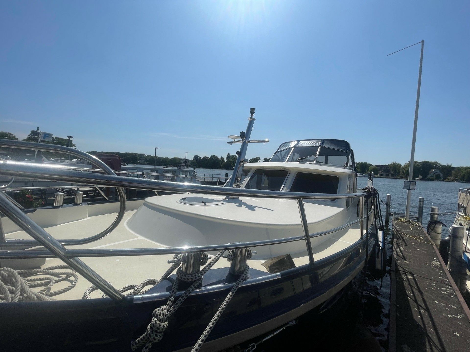 De Drait Deluxe 42 | Alicia