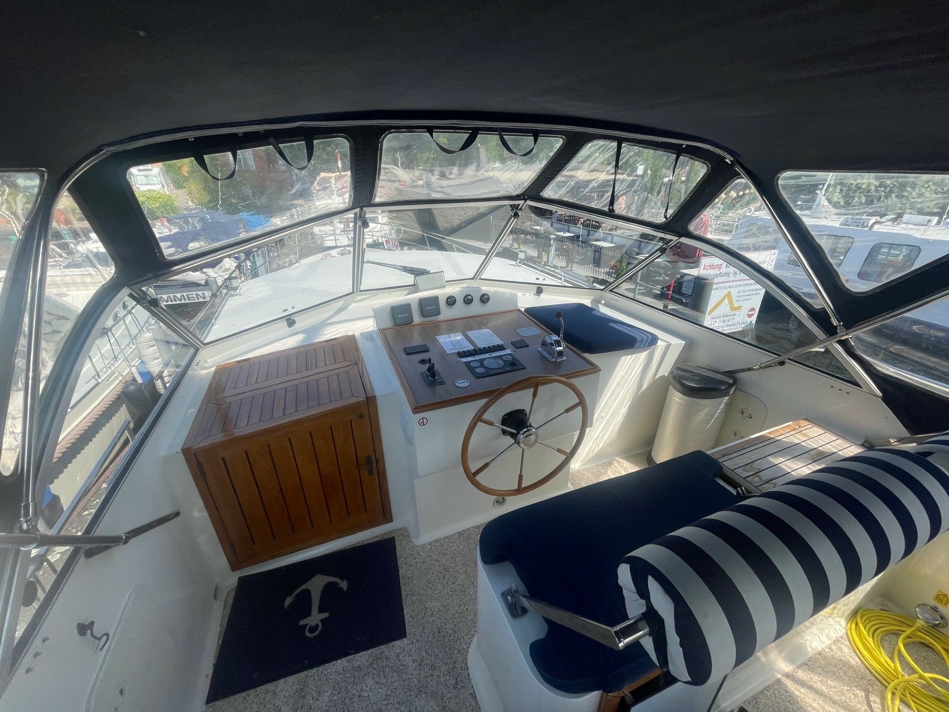 De Drait Deluxe 42 | Alicia