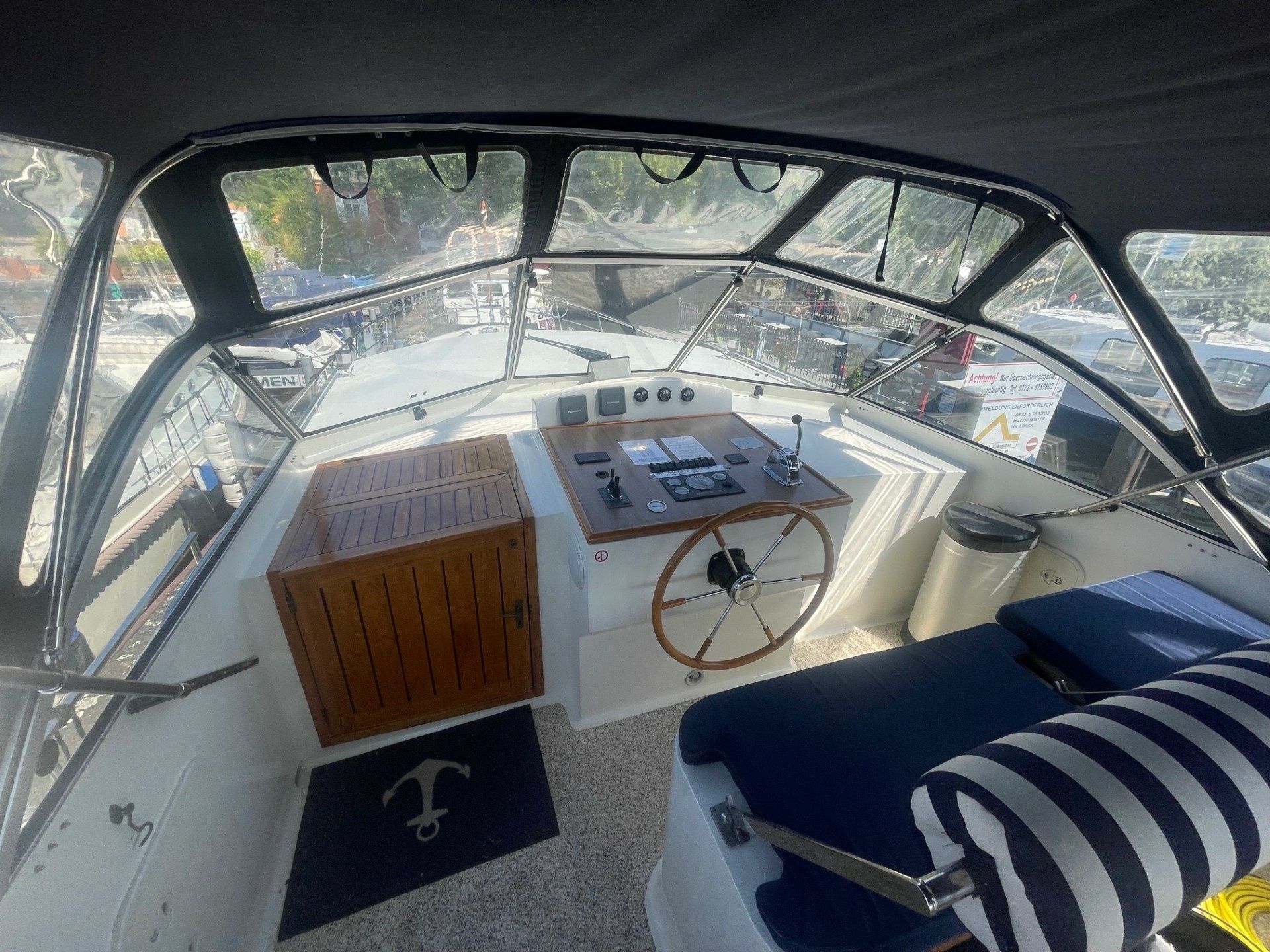 De Drait Deluxe 42 | Alicia