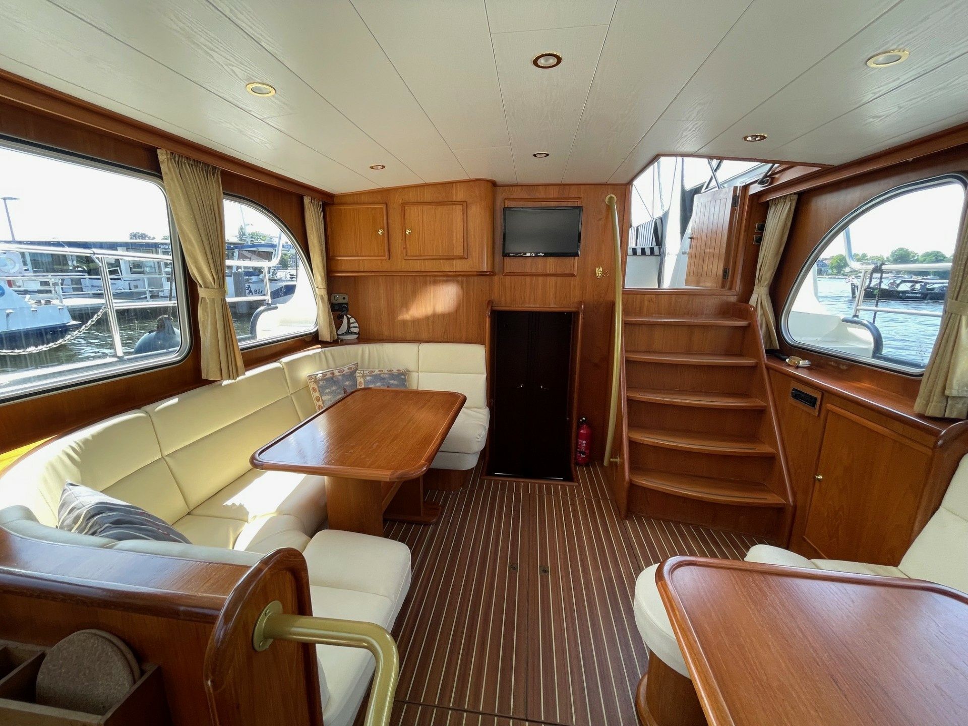 De Drait Deluxe 42 | Alicia