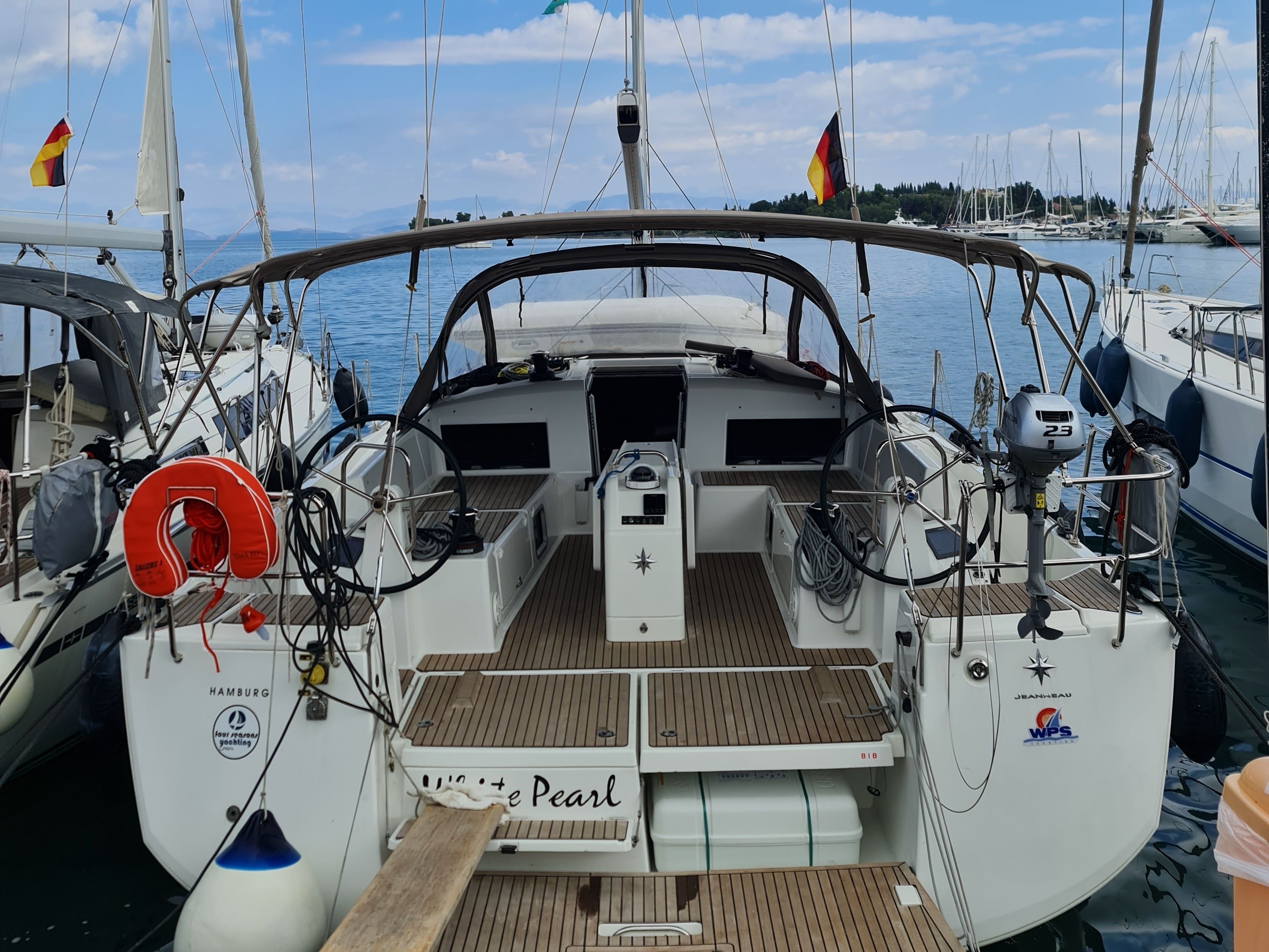 Jeanneau Sun Odyssey 490 | White Pearl