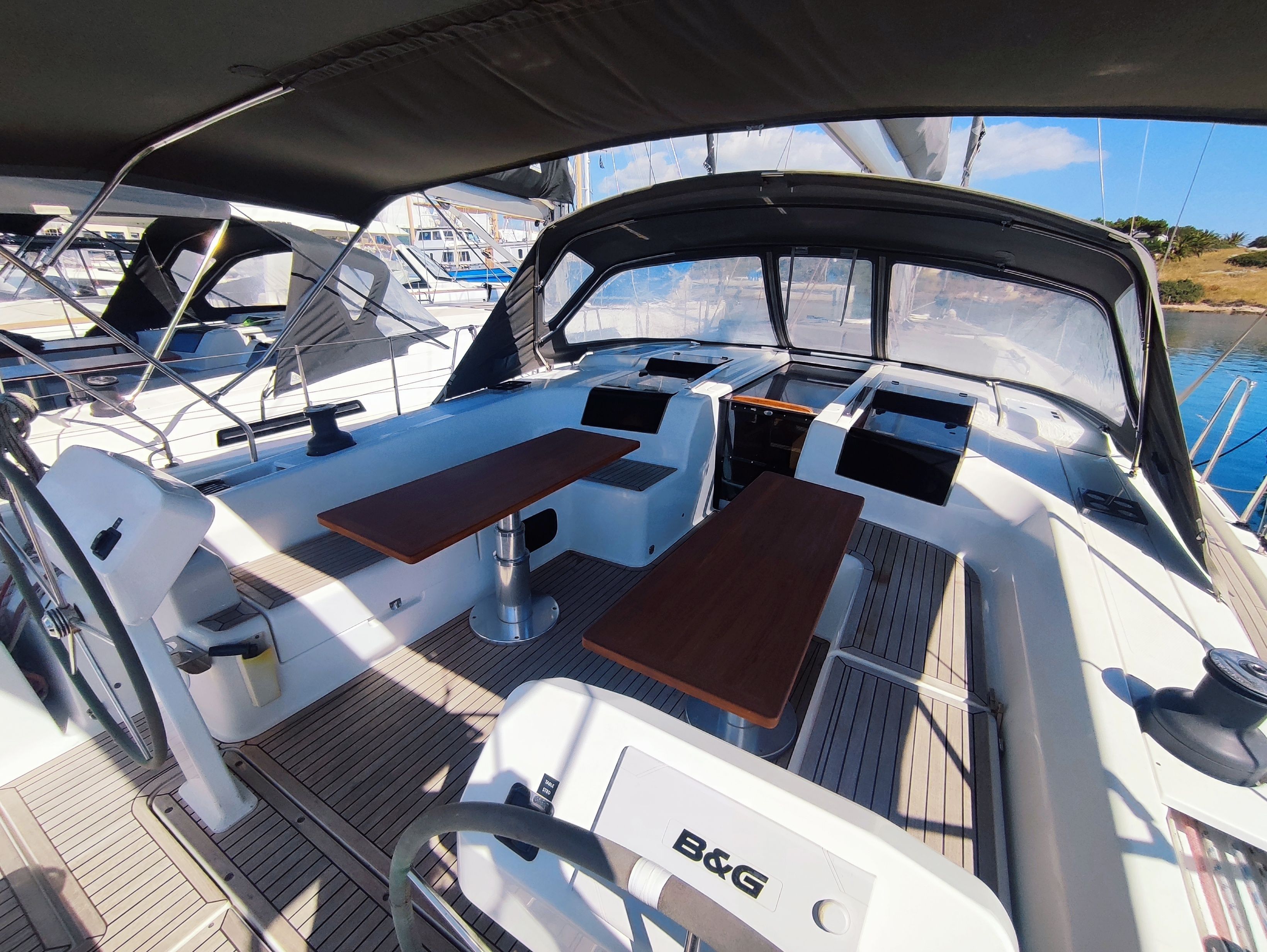 Hanse 508 | Change of Seasons