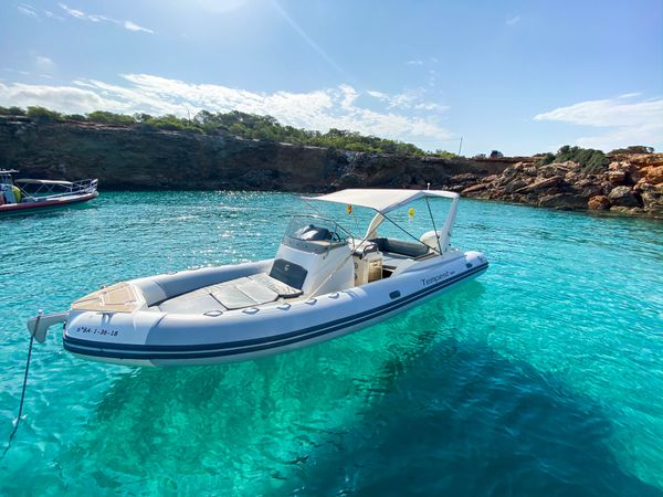 Capelli Tempest 800 | Enya