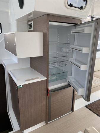 Bali Catspace | Viola