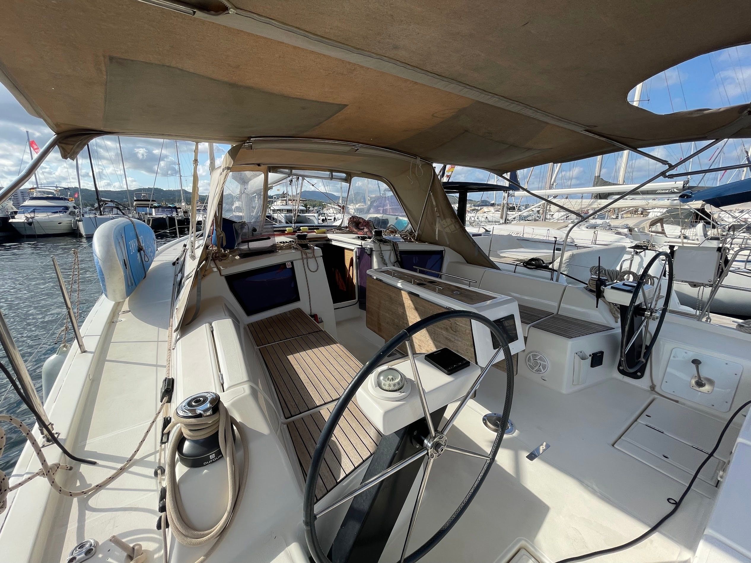 Dufour 430 | Victoria