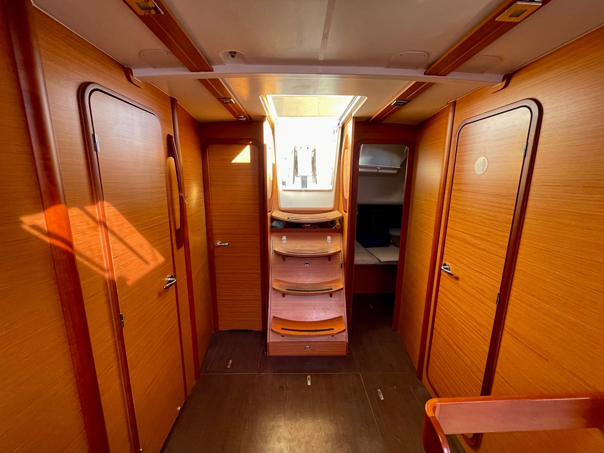 Dufour 430 | Victoria