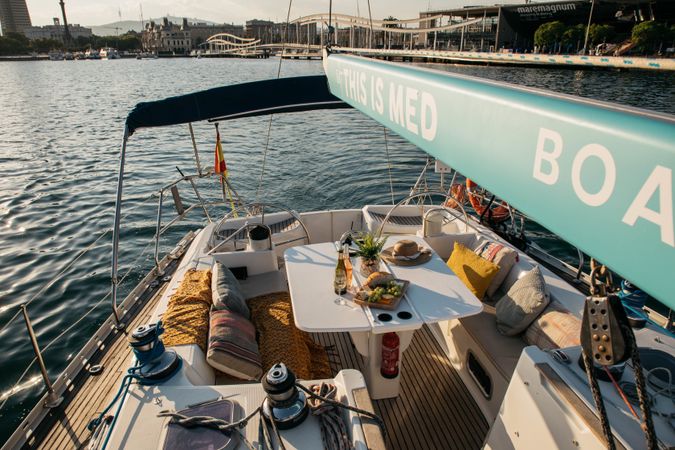 Jeanneau Sun Odyssey 45 | Barefoot
