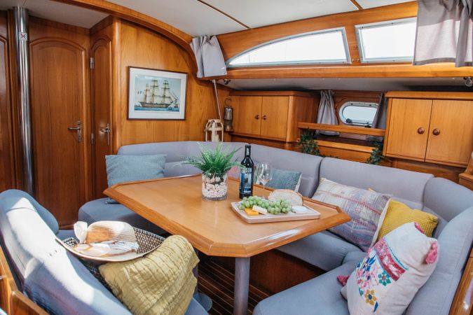 Jeanneau Sun Odyssey 45 | Barefoot