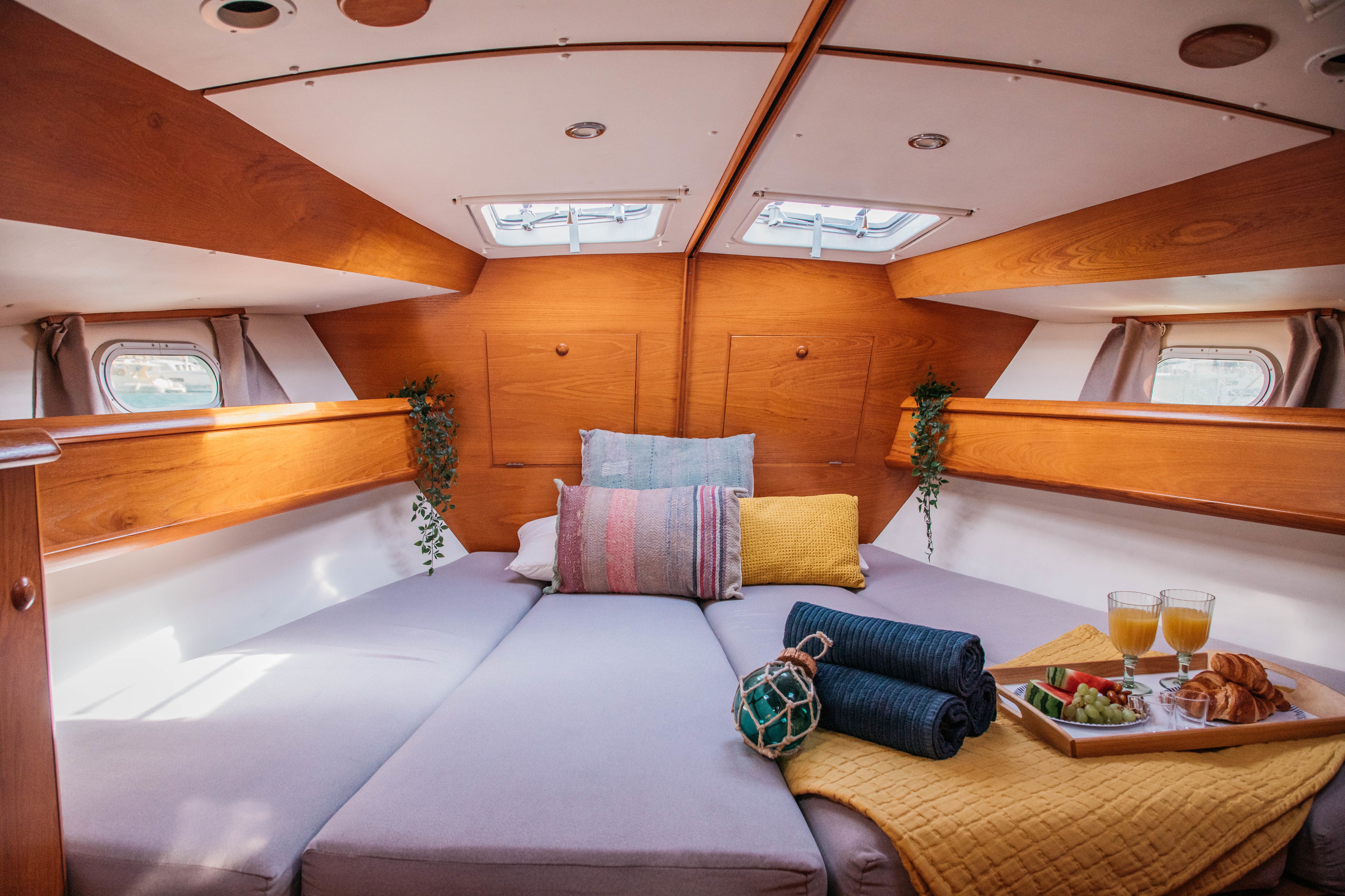 Jeanneau Sun Odyssey 45 | Barefoot