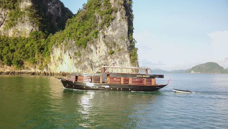 Custom Built 90 | Maha Bhetra