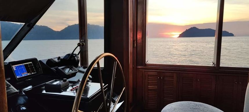 Custom Built 90 | Maha Bhetra