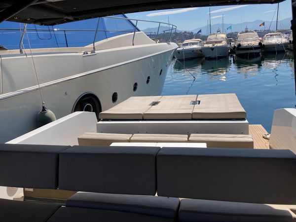 De Antonio 34 | Tokyo