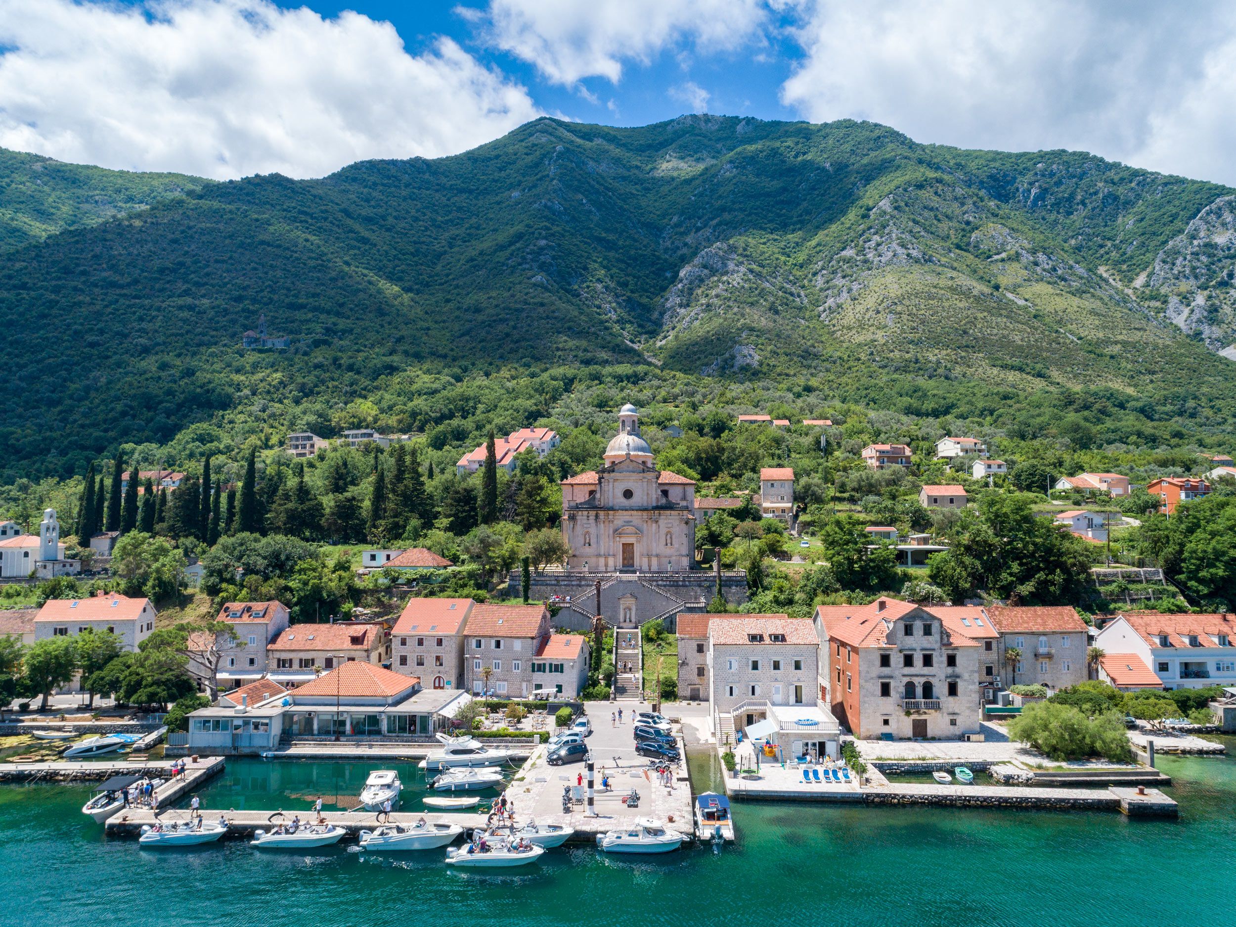 Atlantic Marine 670 | Open