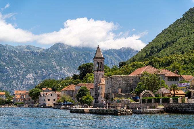 Atlantic Marine 750 | Open