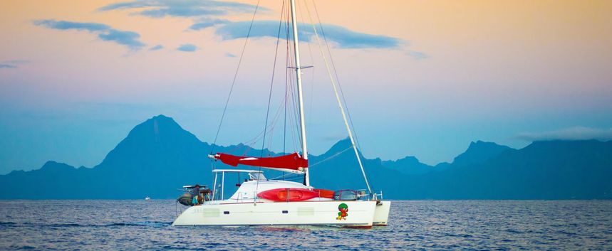 Lagoon 380 S2 | Poe Vai