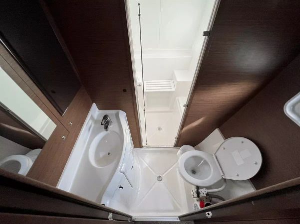 Lagoon 380 S2 | Poe Nina