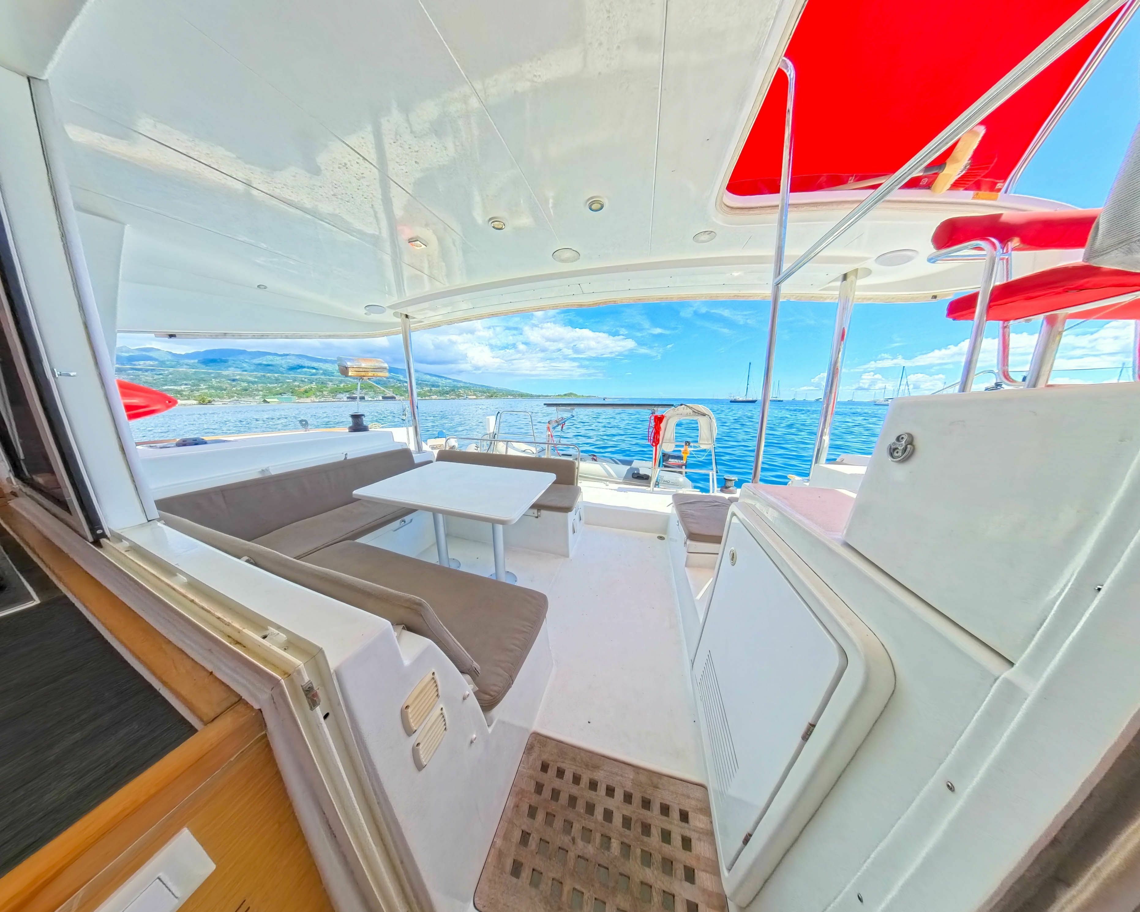 Lagoon 400 S2 | Poe Miti