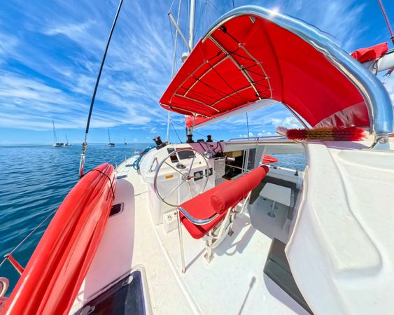 Lagoon 400 S2 | Poe Reva