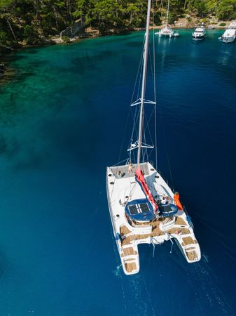 Fountaine Pajot Lavezzi 40 | Odinn