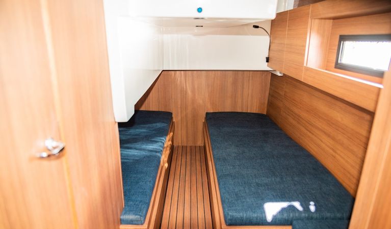 Cobra Yachts 40 | Haholo