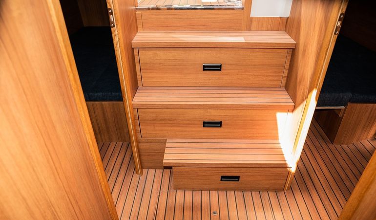 Cobra Yachts 40 | Haholo