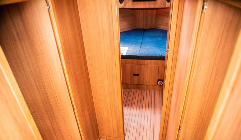 Cobra Yachts 40 | Haholo