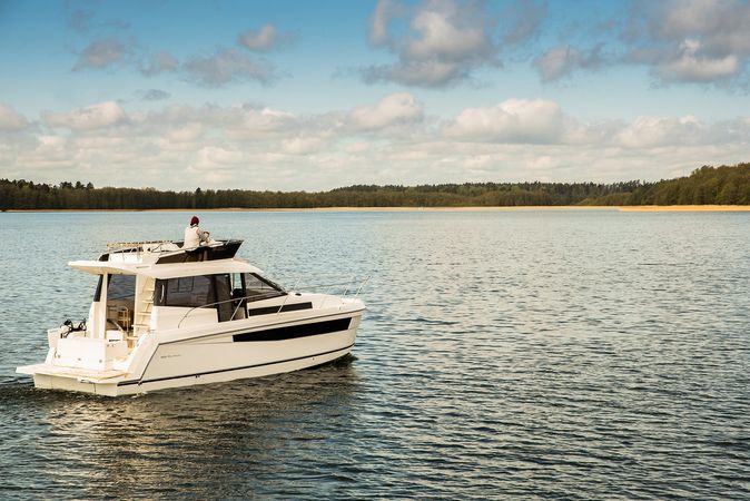 Platinum 989 | Layla