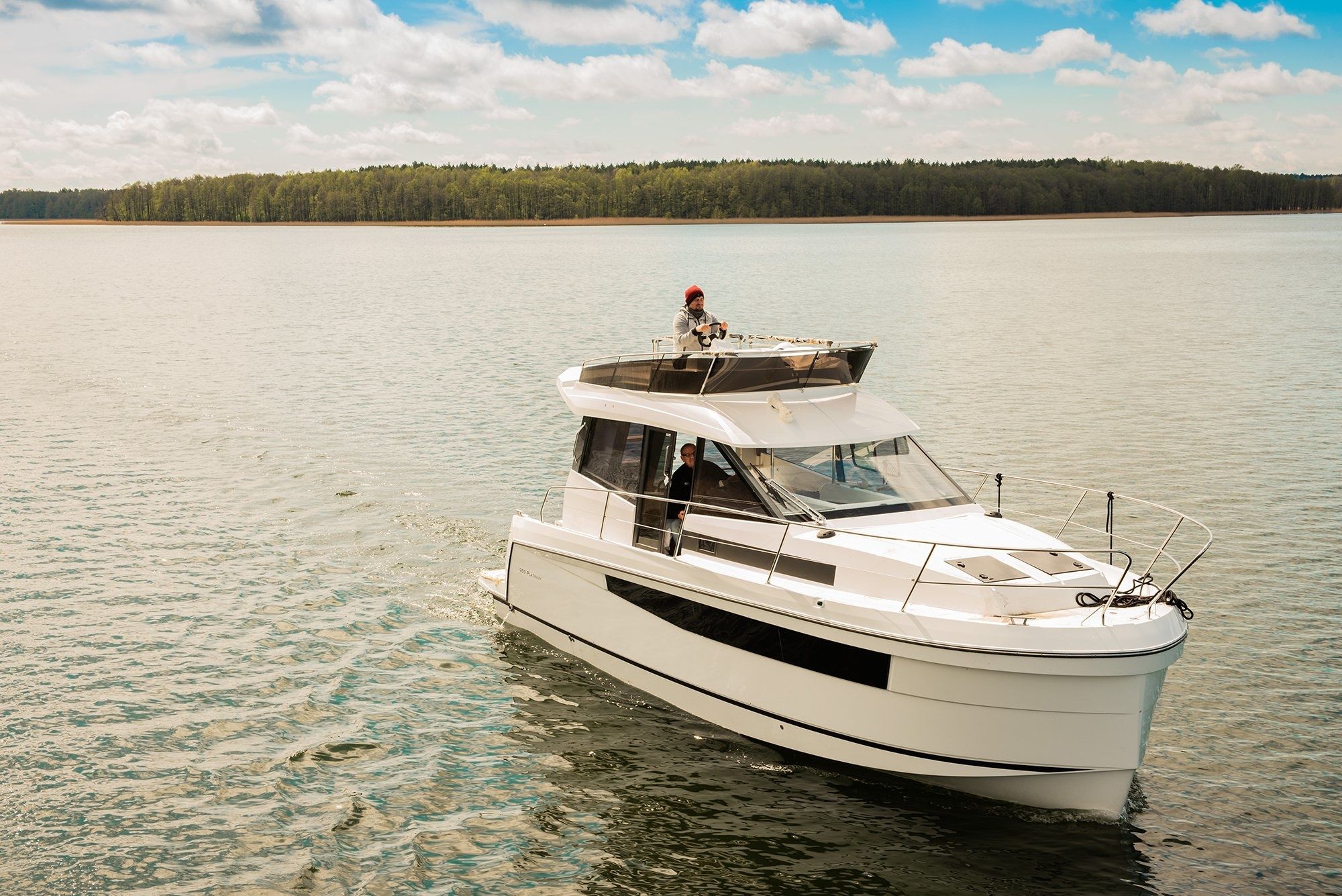 Platinum 989 | Layla