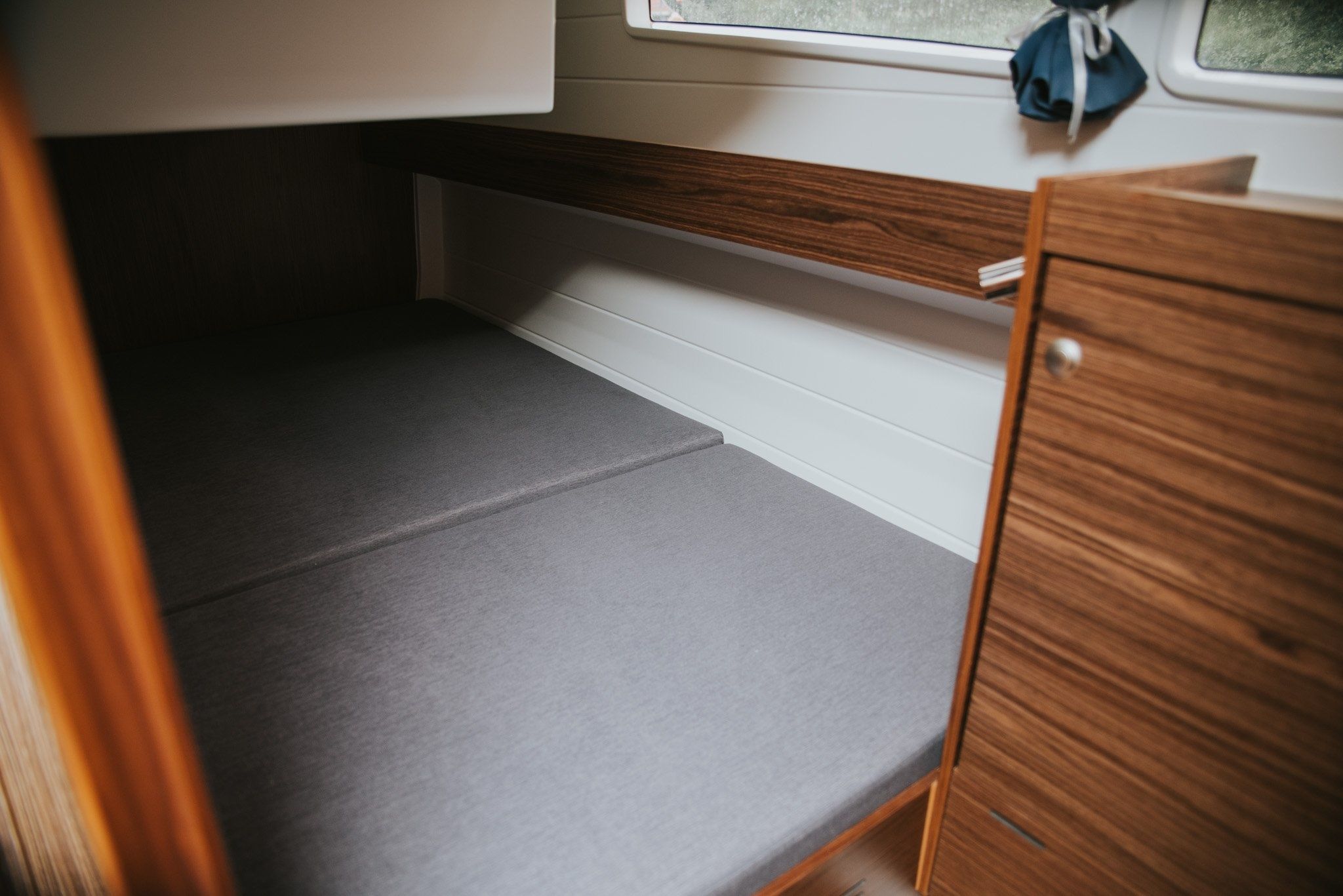 Platinum 989 | Layla