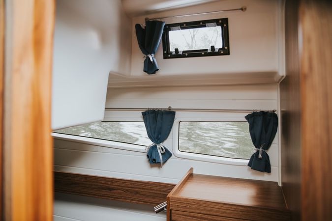 Platinum 989 | Layla