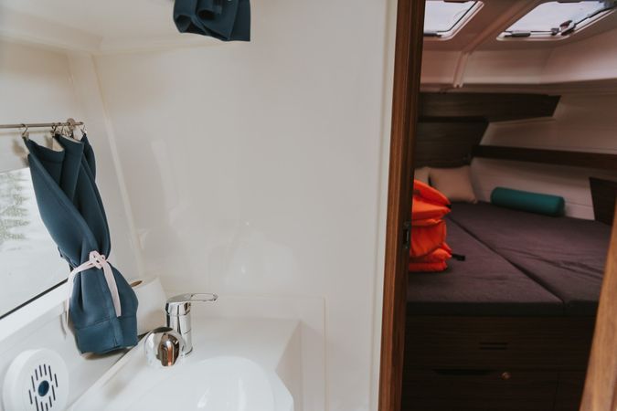 Platinum 989 | Layla