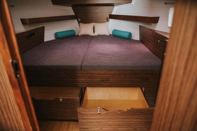 Platinum 989 | Layla