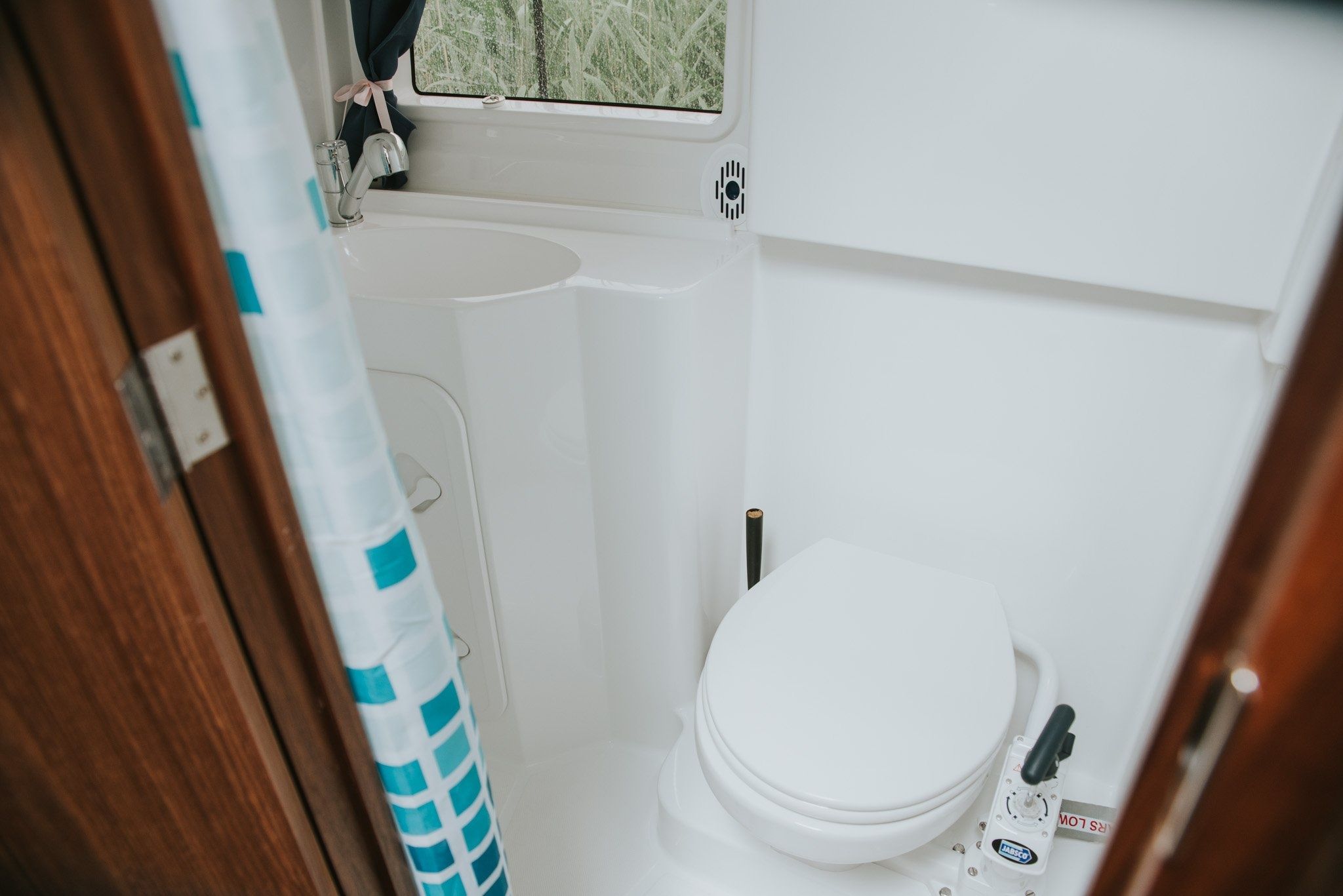 Platinum 989 | Layla