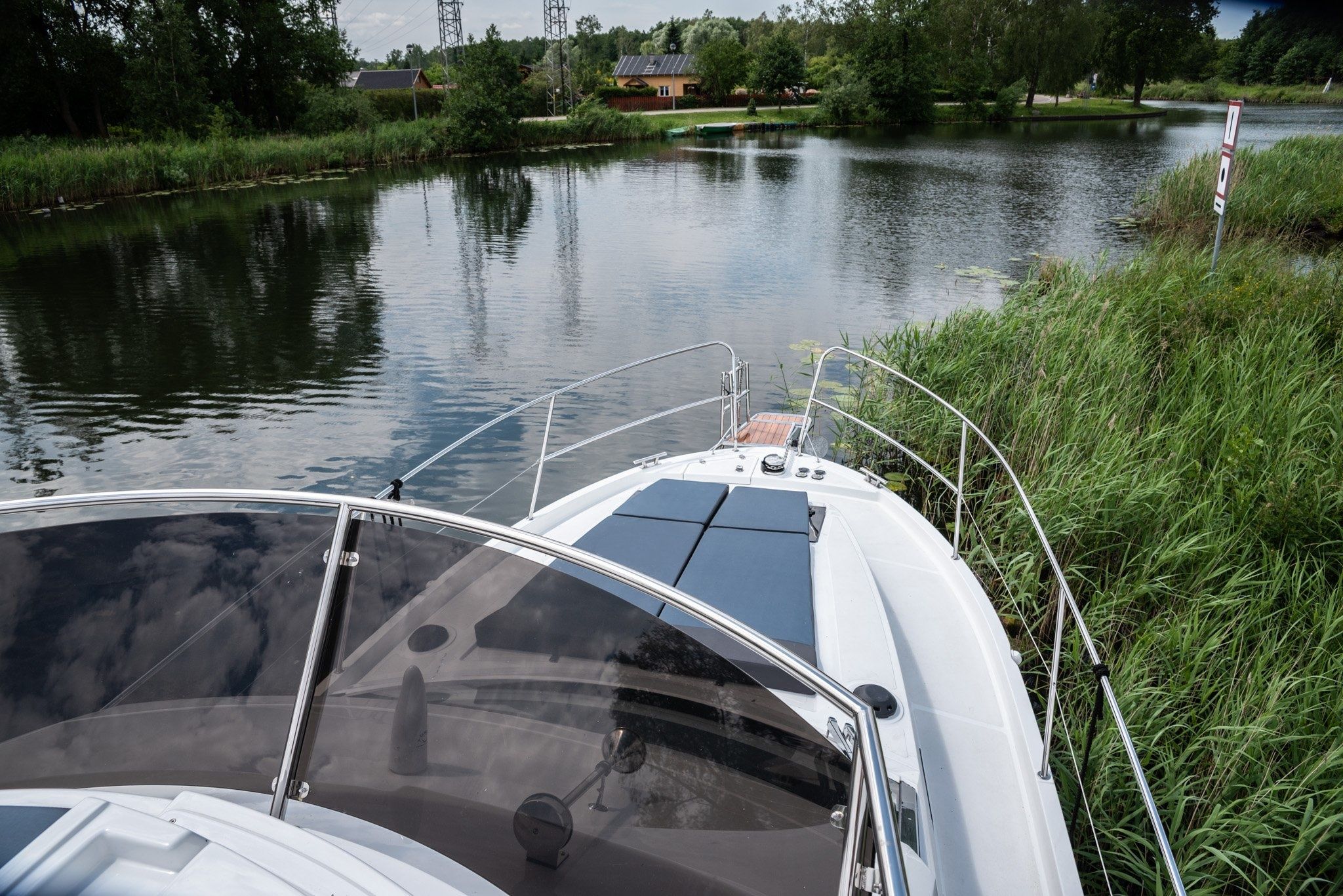 Platinum 989 | Layla