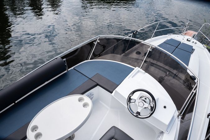 Platinum 989 | Layla