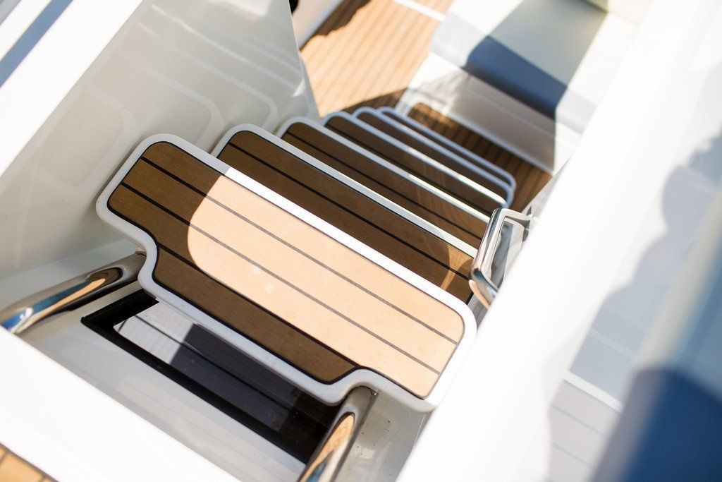 Platinum 989 | Fontana