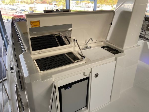 Beneteau Swift Trawler 41 Fly | Kyoto 3