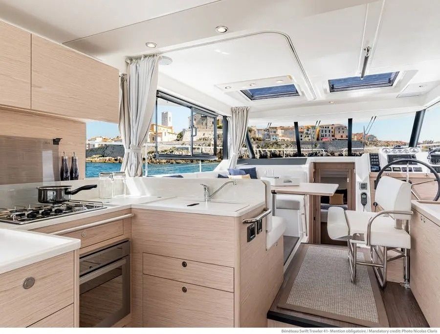 Beneteau Swift Trawler 41 Fly | Kyoto 3