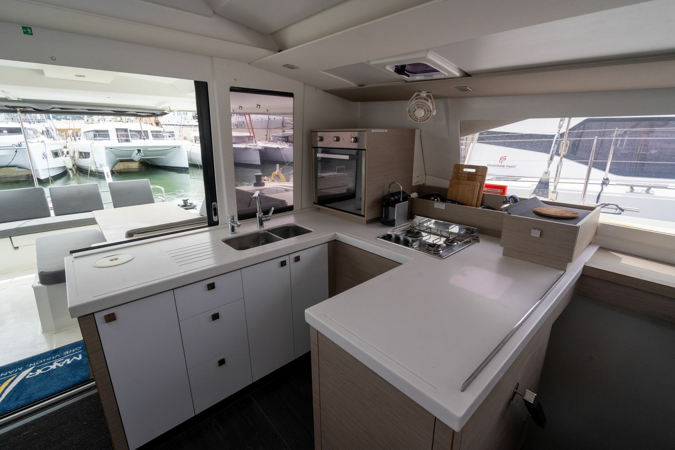 Fountaine Pajot Astrea 42 | Gabian