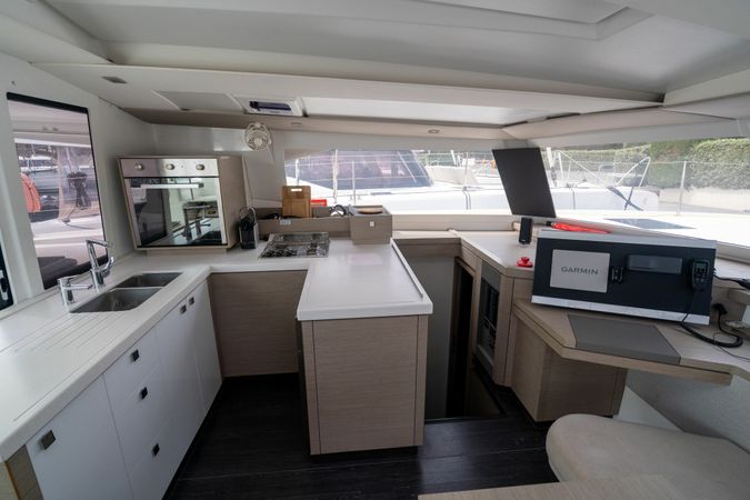Fountaine Pajot Astrea 42 | Gabian